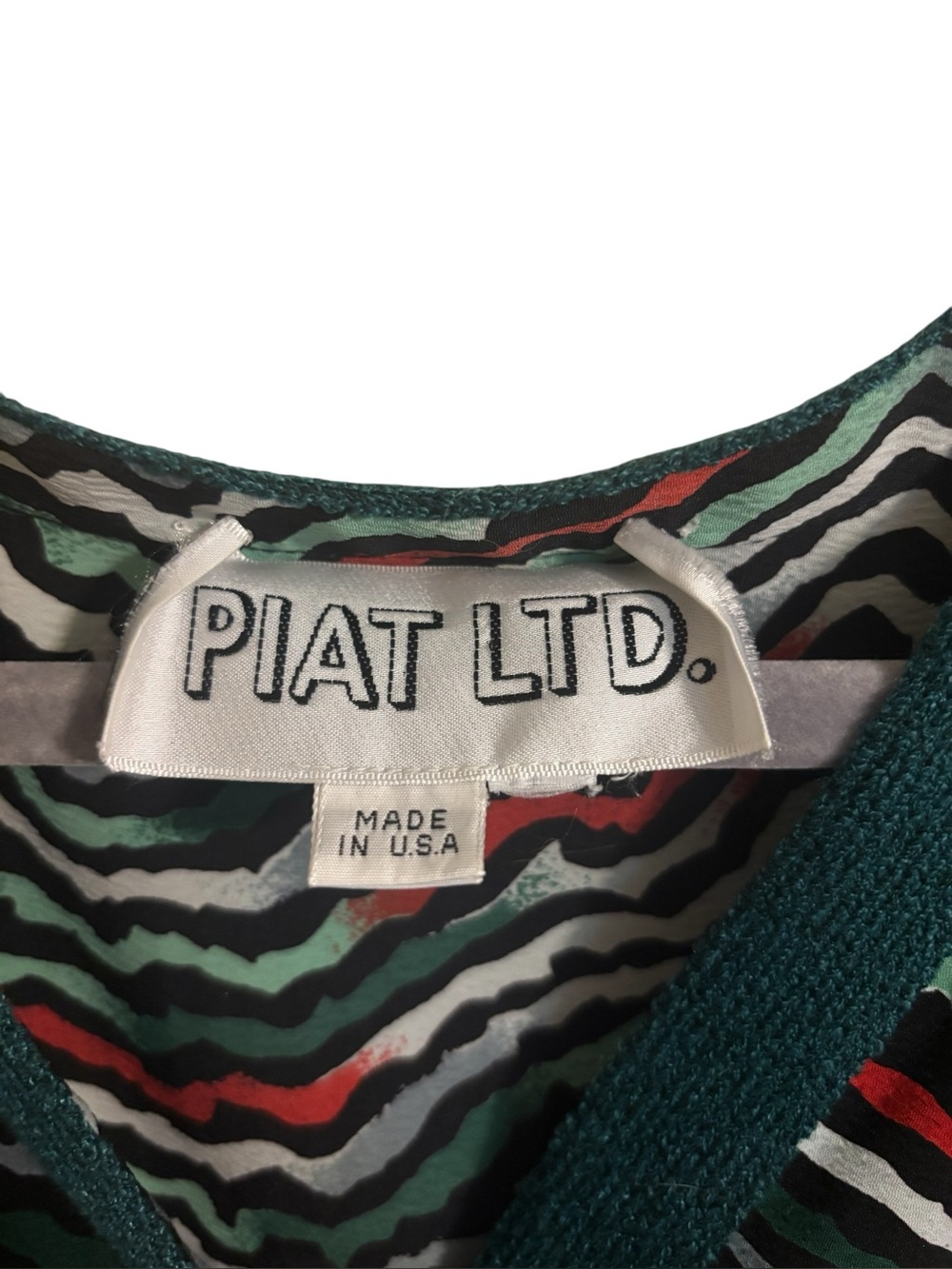 Vintage Piat Ltd Green Red Button Up Top - Picture 4 of 4